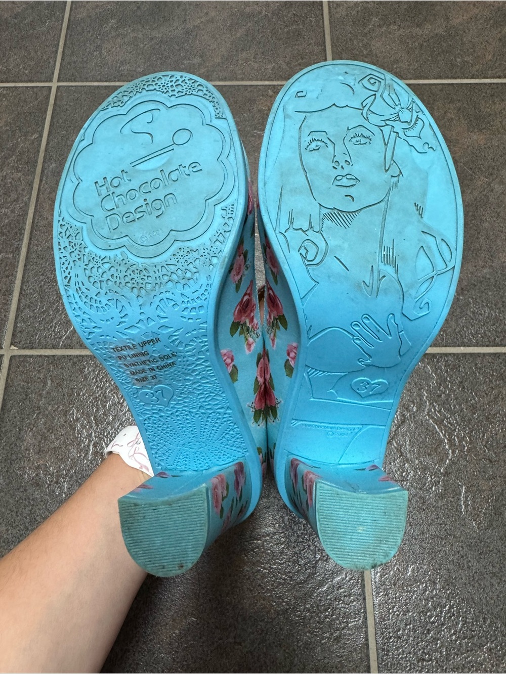 Hot Chocolate Emma Floral Roses Platforms Heels T-Bar Mary Janes Blue EU 37 - Picture 5 of 13
